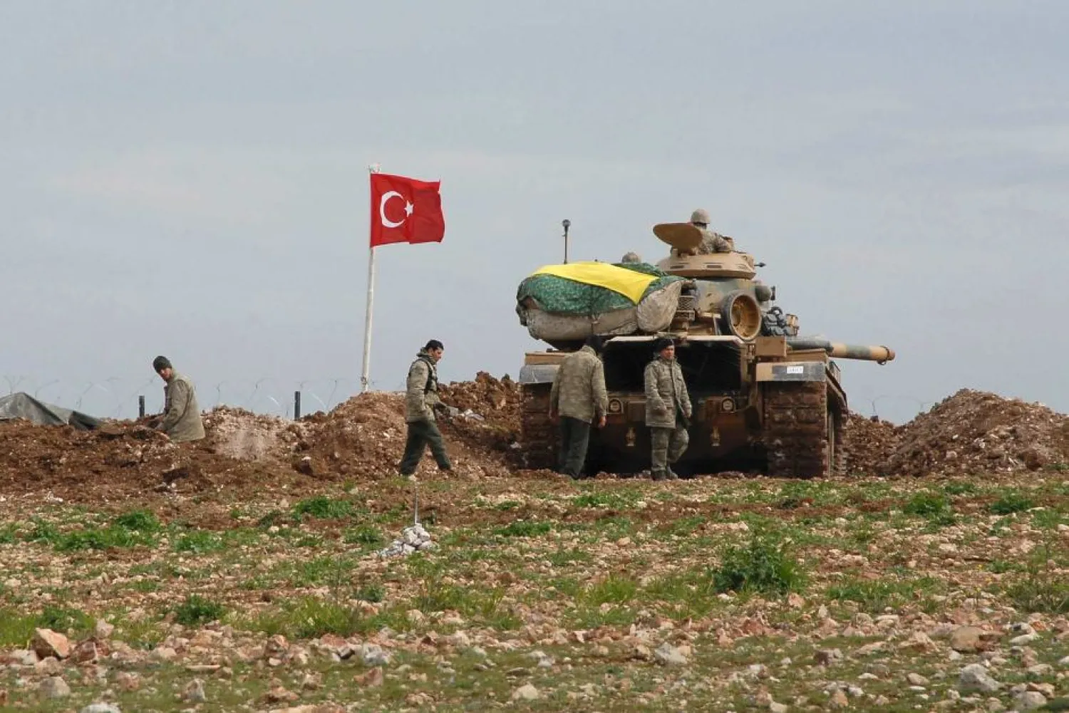 A Turkish tank on the border with Syria. (Reuters)