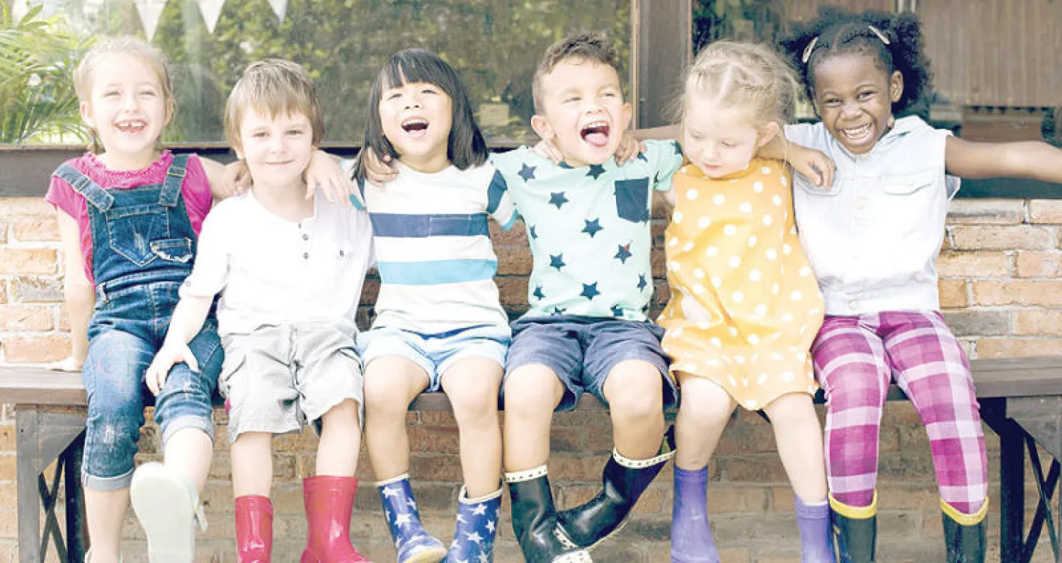 عدم استجابة الأطفال لـ«عدوى الضحك»... مؤشر سلبي