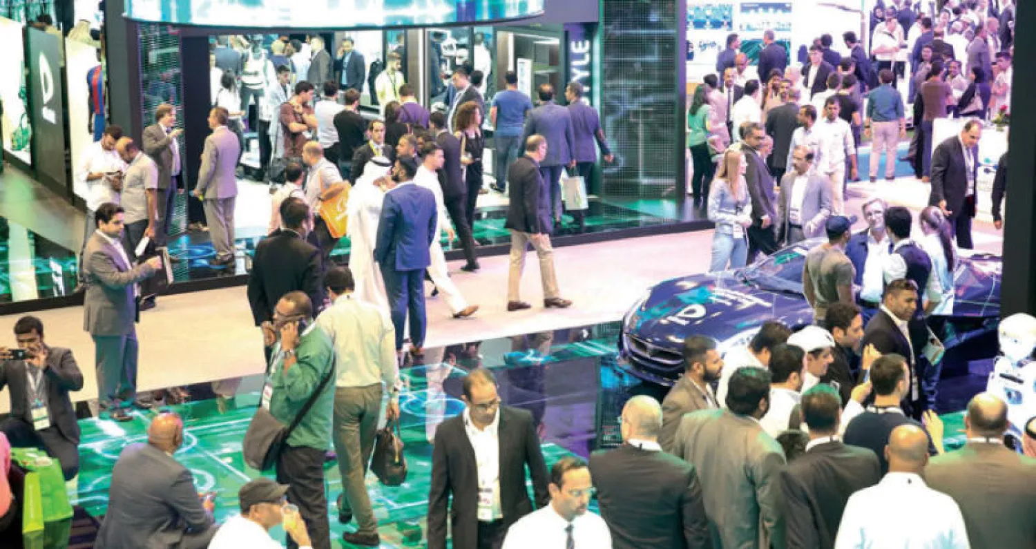 جانب من معرض «جيتكس» التقني الذي عقد في دبي