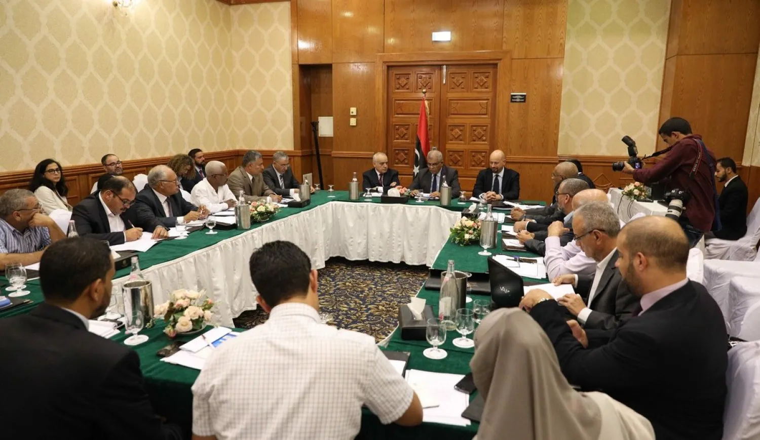 Participants at the second round of the Joint Drafting Committee Meetings in Tunis, October 14, 2017 (UNISMIL Website) 