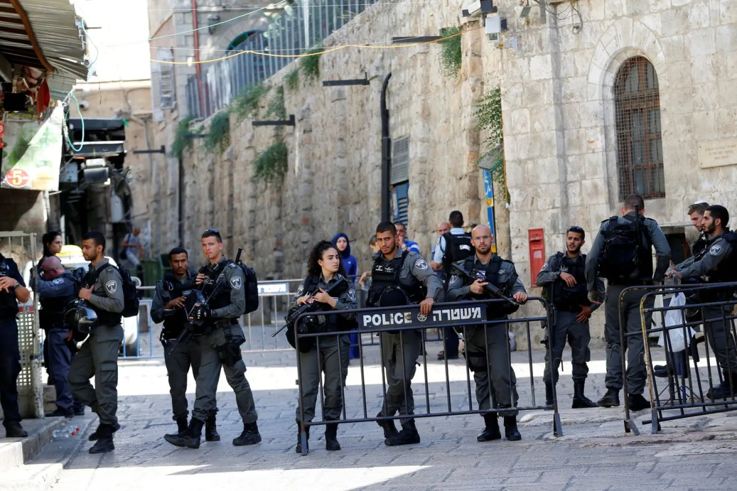 Israeli border policemen in Jerusalem’s Old City July 14, 2017. REUTERS/Ammar Awad 