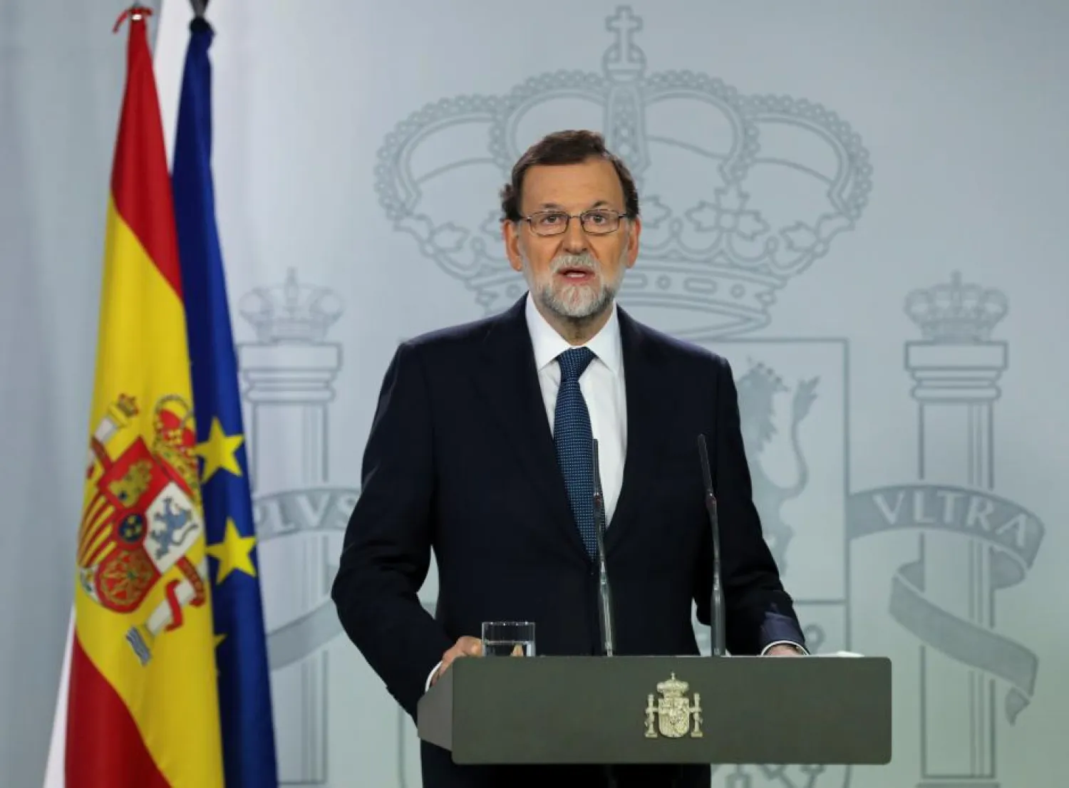 Spanish Prime Minister Mariano Rajoy delivers a statement at the Moncloa Palace in Madrid, Spain, October 11, 2017. REUTERS/Sergio Perez