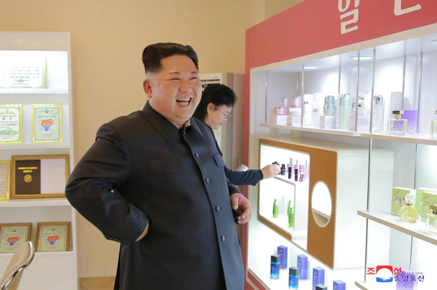 North Korean leader Kim Jong Un visits a cosmetics factory in this undated photo released by North Korea's Korean Central News Agency (KCNA) in Pyongyang, Reuters 