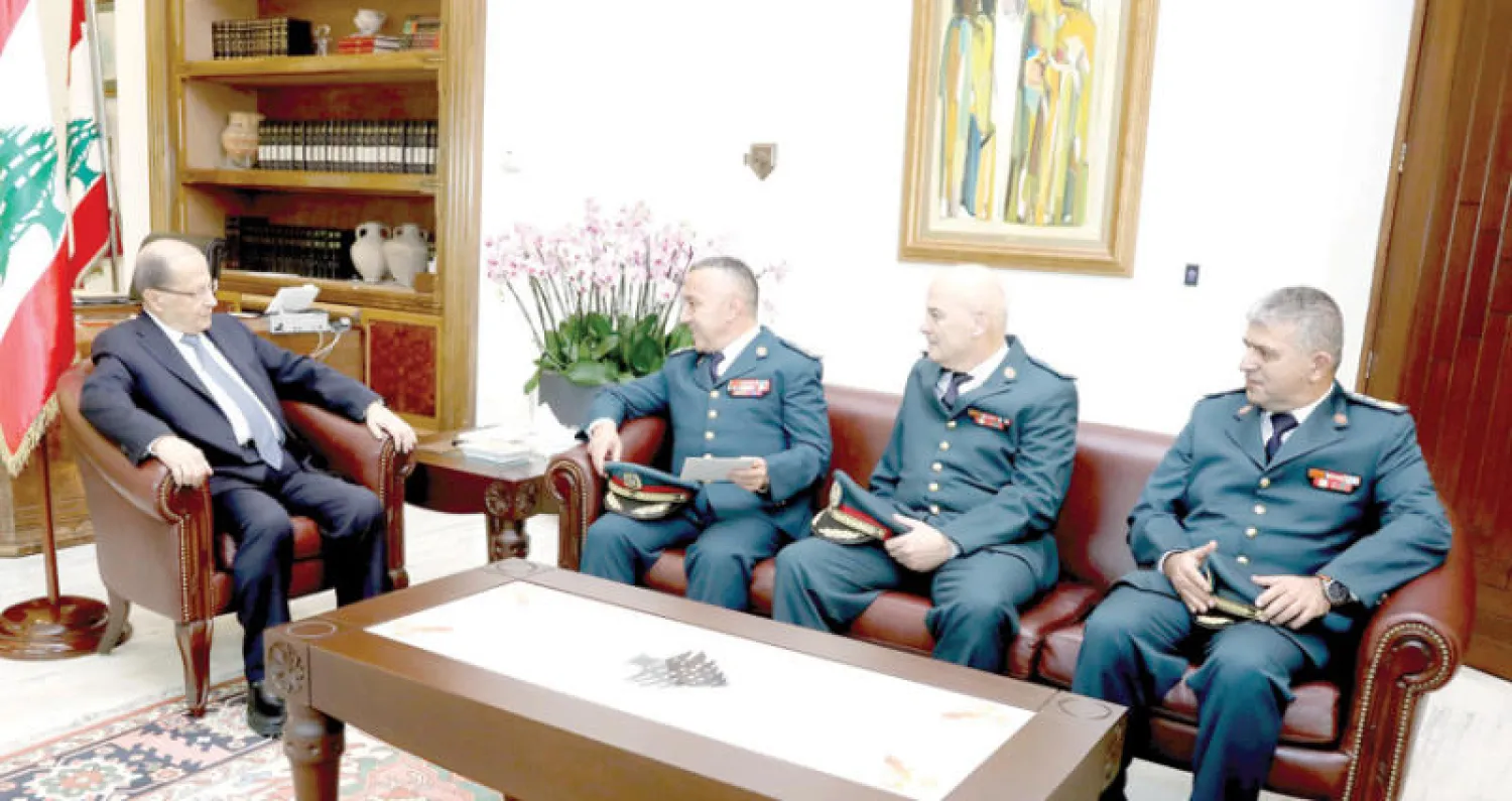 عون التقى وفداً من القيادات العسكرية أمس (دالاتي ونهرا)