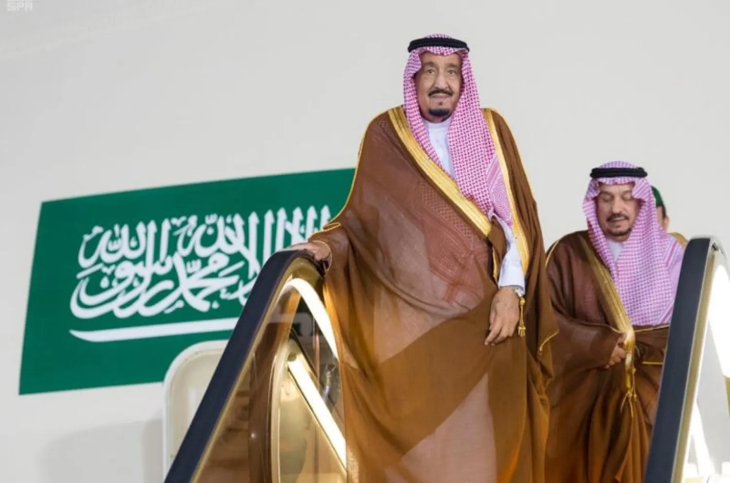 خادم الحرمين الشريفين يصل الى الرياض قادماً من المدينة المنورة (واس)