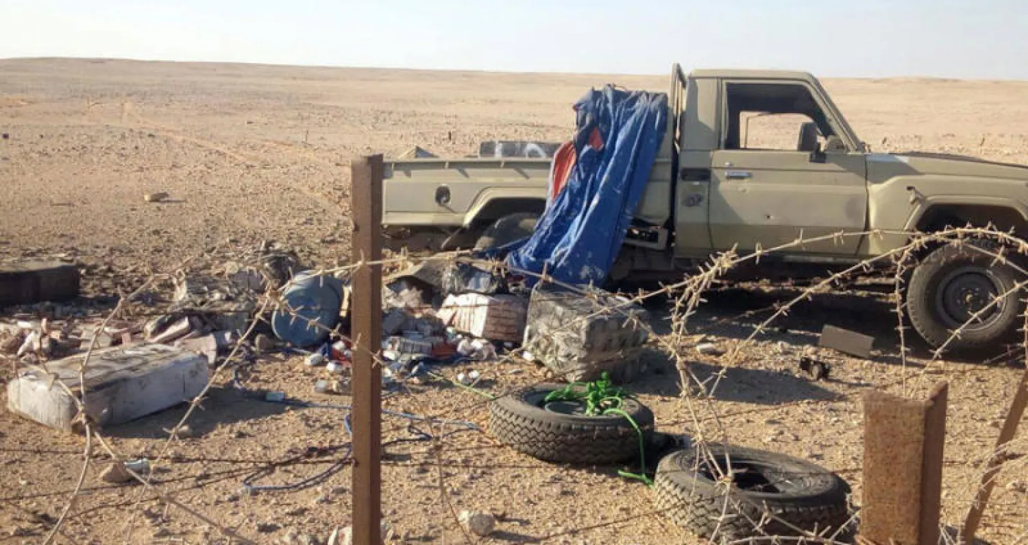 سيارة رباعية الدفع دمرتها القوات الجوية على الحدود الغربية (صفحة المتحدث العسكري)