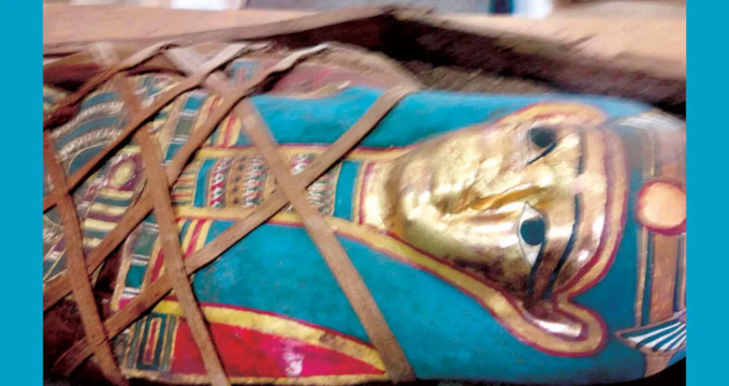 قناع التابوت