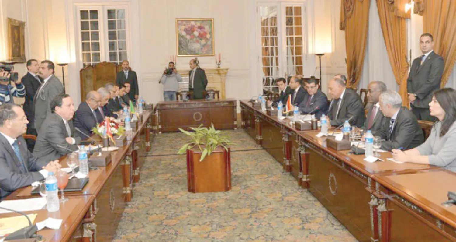 جانب من اجتماع دول جوار ليبيا الذي احتضنته القاهرة أمس («الشرق الأوسط»)