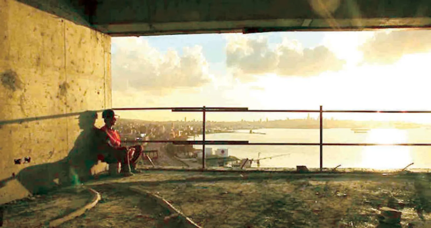 لقطة من «طعم الإسمنت» عن العمال السوريين في لبنان