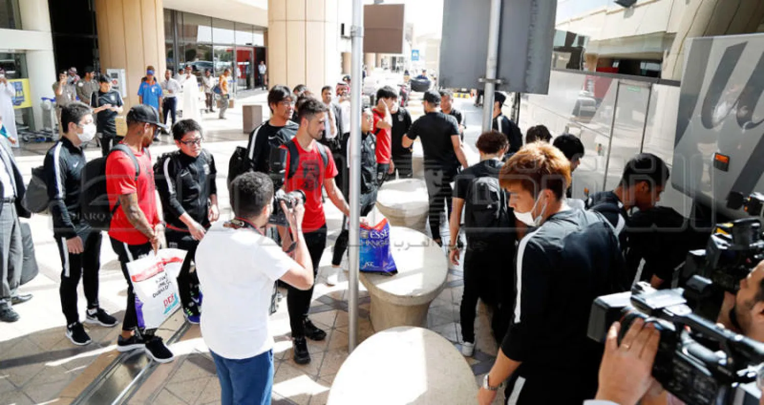 جانب من وصول بعثة أوراوا الياباني (تصوير: بدر الحمد)