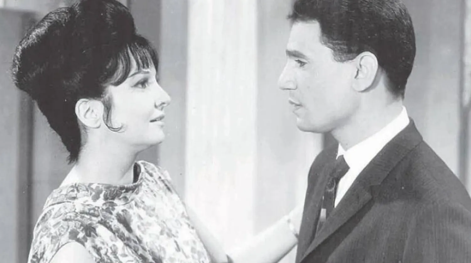 Egypt’s Shadia acts with Abdul Halim Hafez. (Asharq Al-Awsat)