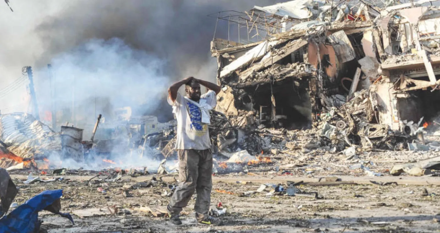 عدد ضحايا انفجار الشاحنة المفخخة الذي ضرب العاصمة الصومالية مقديشو منتصف شهر أكتوبر الماضي ارتفع إلى 512 قتيلاً (أ.ف.ب)