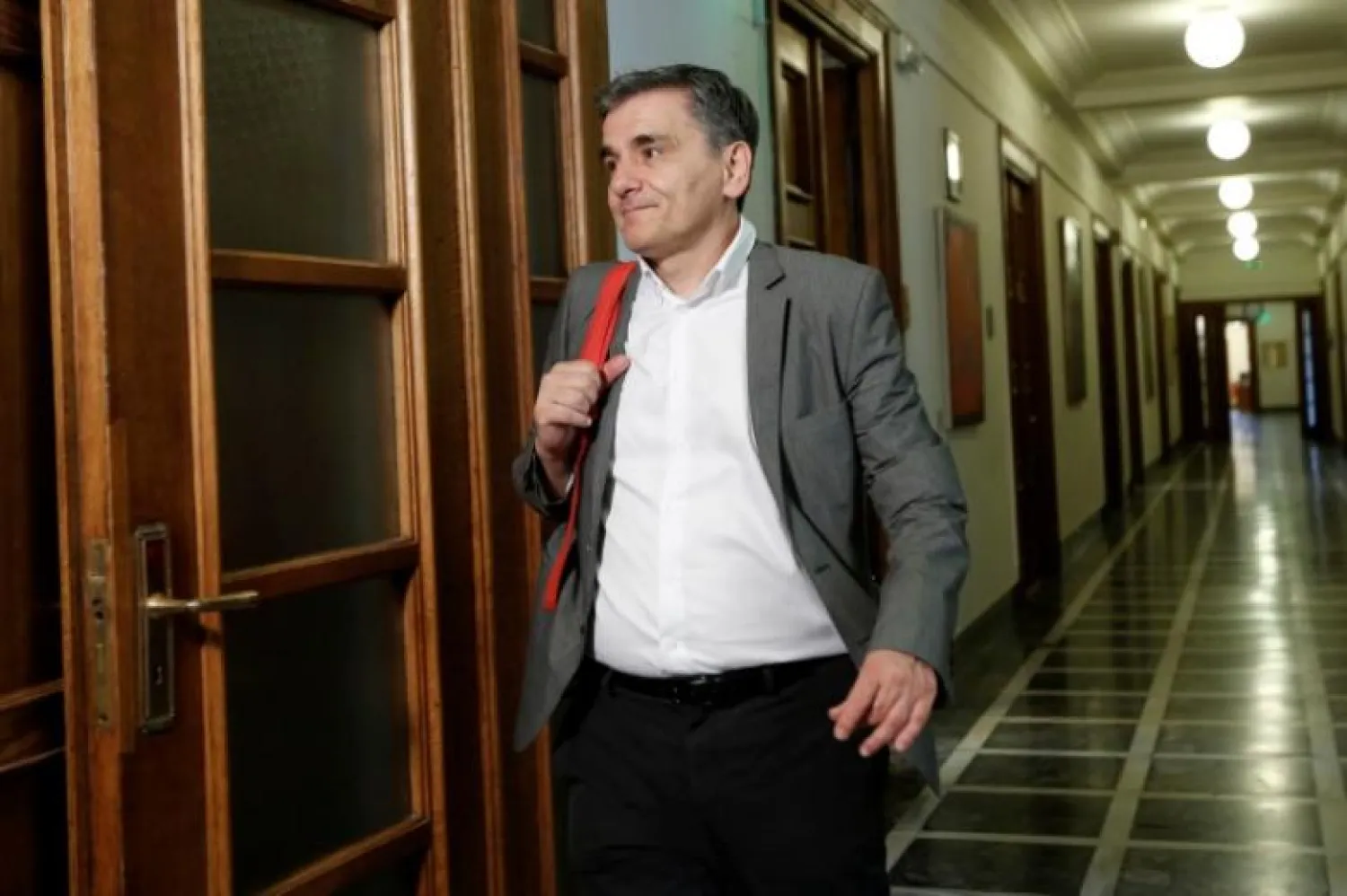 Greek Finance Minister Euclid Tsakalotos arrives for a cabinet meeting at the parliament in Athens, Greece June 13, 2017. REUTERS/Costas Baltas