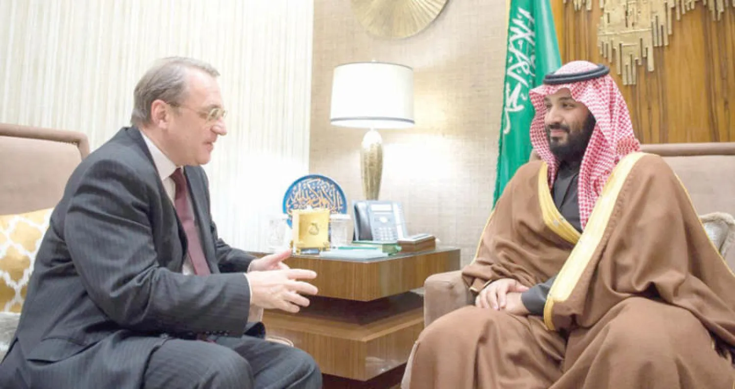 الأمير محمد بن سلمان لدى استقباله المبعوث الخاص للرئيس الروسي في الرياض أمس (واس)