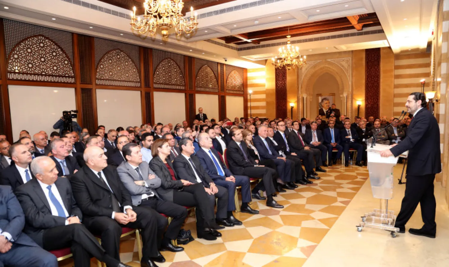Hariri meets a delegation of the economic bodies and businessmen from Tripoli and the North