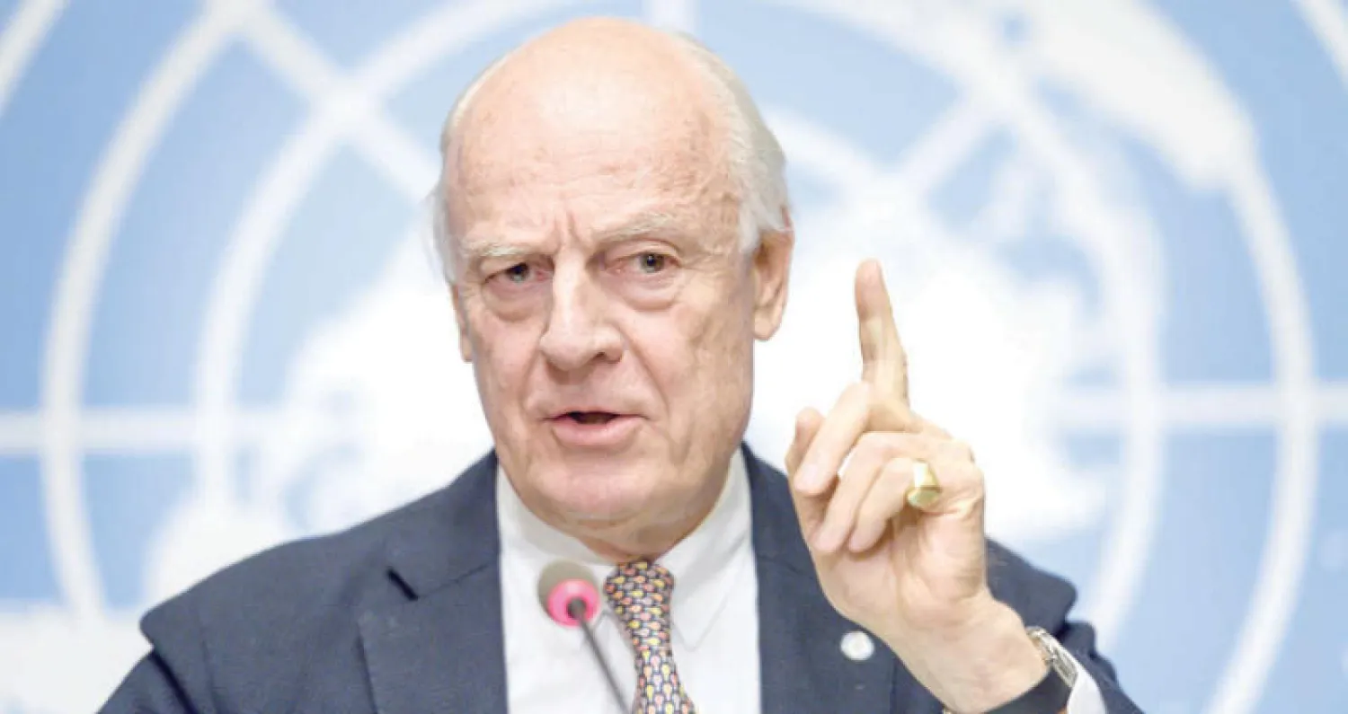 دي ميستورا خلال مفاوضات جنيف (أ.ف.ب)