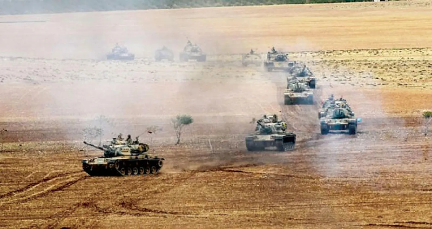 جانب من عملية اجتياز القوات التركية للحدود السورية في أكتوبر الماضي (أ.ف.ب)