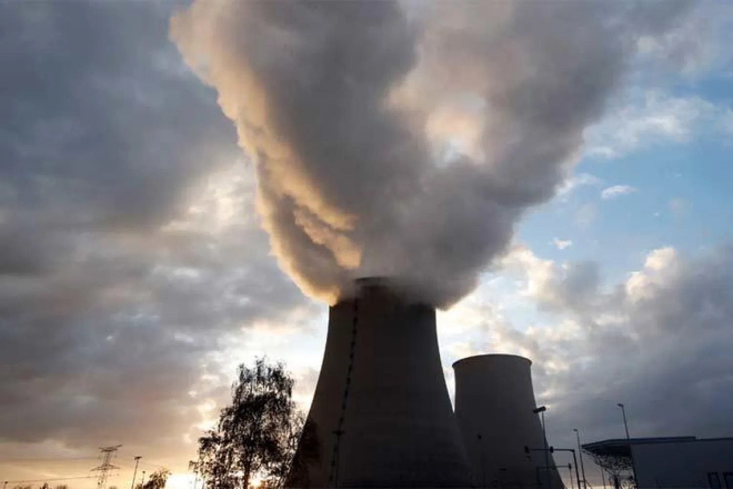 الصين تبحث استخدام الطاقة النووية في التدفئة (رويترز)