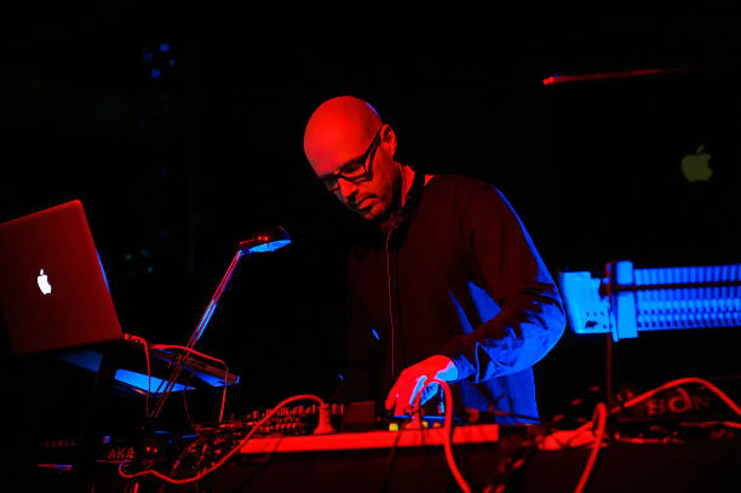 صحف إيرانية احتفلت بوصول فرقة شيلر الألمانية إلى طهران. (أرشيفية - غيتي)