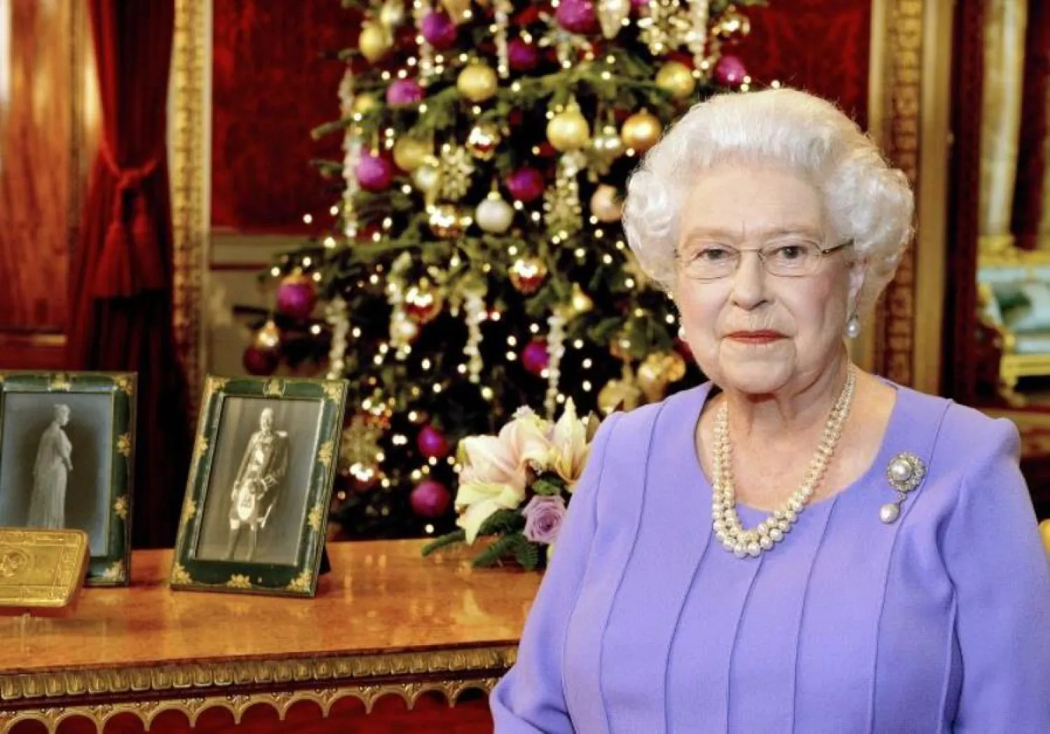Britain's Queen Elizabeth in Buckingham Palace after recording
her Christmas Day television broadcast to the Commonwealth, [File
2014]. (photo credit: REUTERS)