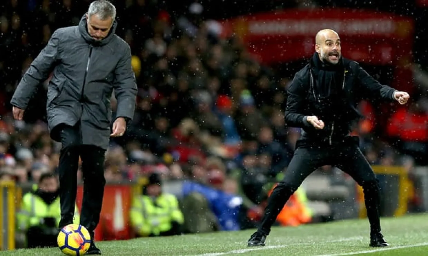 José Mourinho could not halt the winning run of Pep Guardiola’s Manchester City, whose 2-1 win at Old Trafford was a record-equalling 14th consecutive Premier League victory. Photograph: Nigel Roddis/EPA

