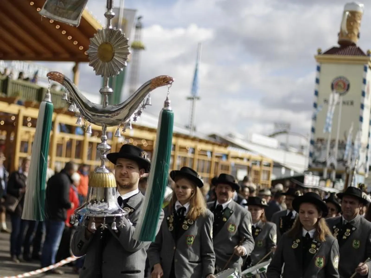 Bavarian musicians in traditional costumes arrive at the Bavaria statue in Munich. (Photo: AFP)