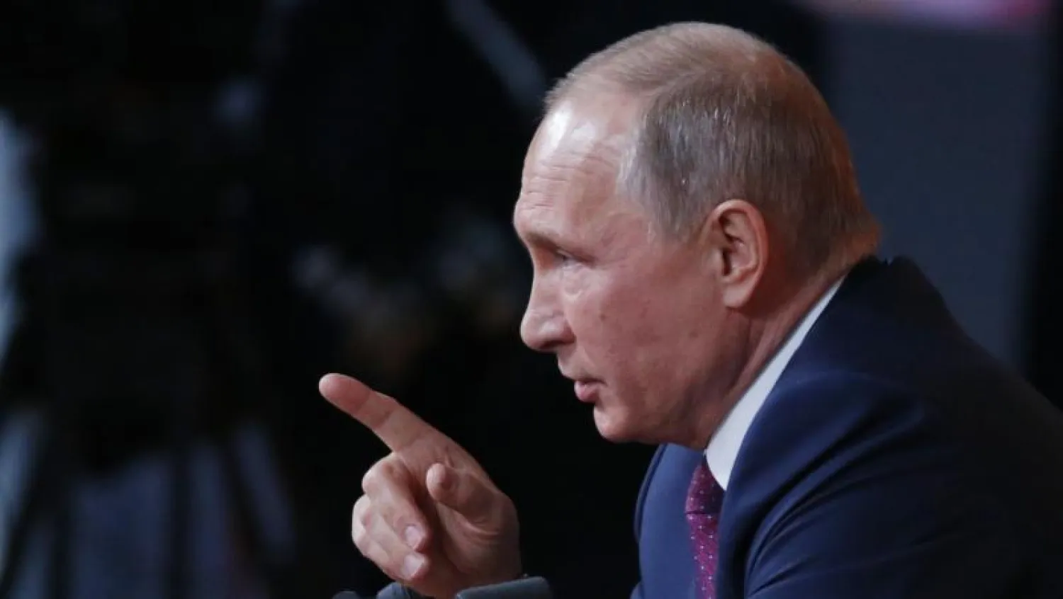 الرئيس الروسي فلاديمير بوتين خلال مؤتمره الصحافي التقليدي لنهاية العام (إ.ب.أ)