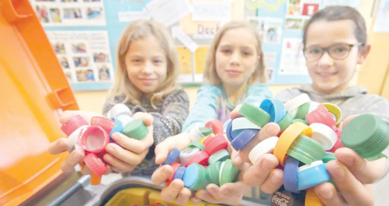 تلاميذ من مدرسة إليزابيتينهايم في فورتزبورغ  (إ.ب.أ)