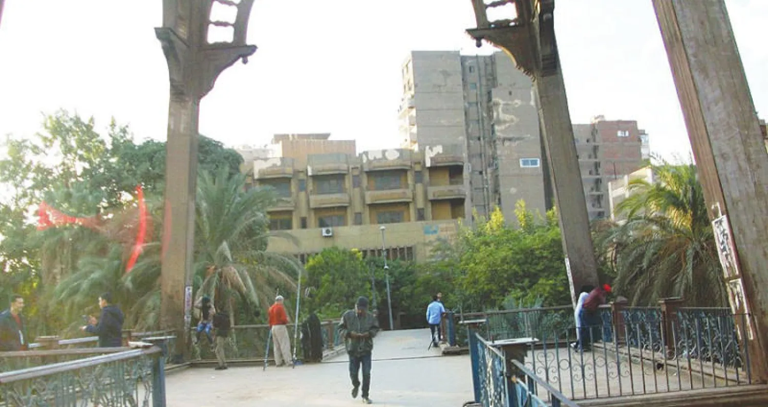 كوبري المناسترلي الأثري على النيل... استراحة لهواة صيد السمك («الشرق الأوسط»)