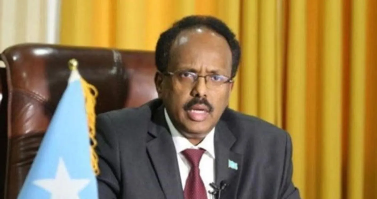 نواب يسعون لعزل الرئيس الصومالي قبل نهاية عامه الأول