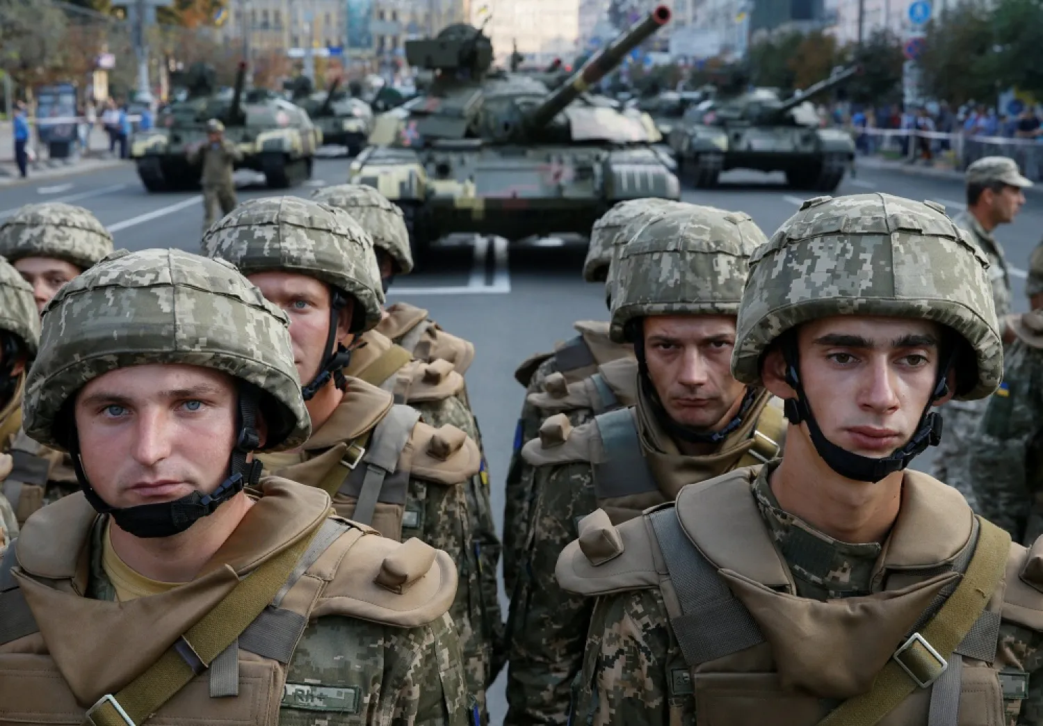 Ukrainian servicemen take part in a rehearsal for the Independence Day military parade in central Kiev. (Reuters)