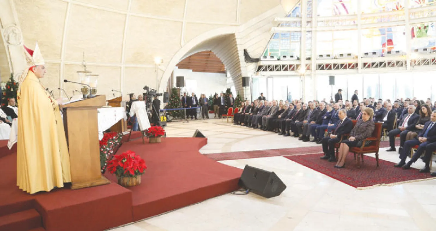 الرئيس اللبناني ميشال عون والسيدة الأولى يحضران قداس الميلاد الذي قاده البطريرك الراعي أمس (دالاتي ونهرا)