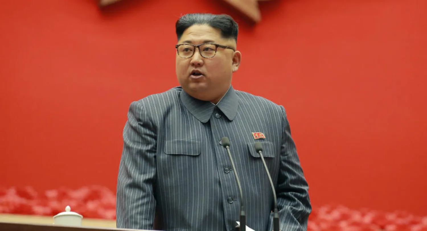 الزعيم الكوري يتحدث خلال مؤتمر رؤساء الخلايا في الحزب الحاكم في بيونغ يانغ (أ.ب)