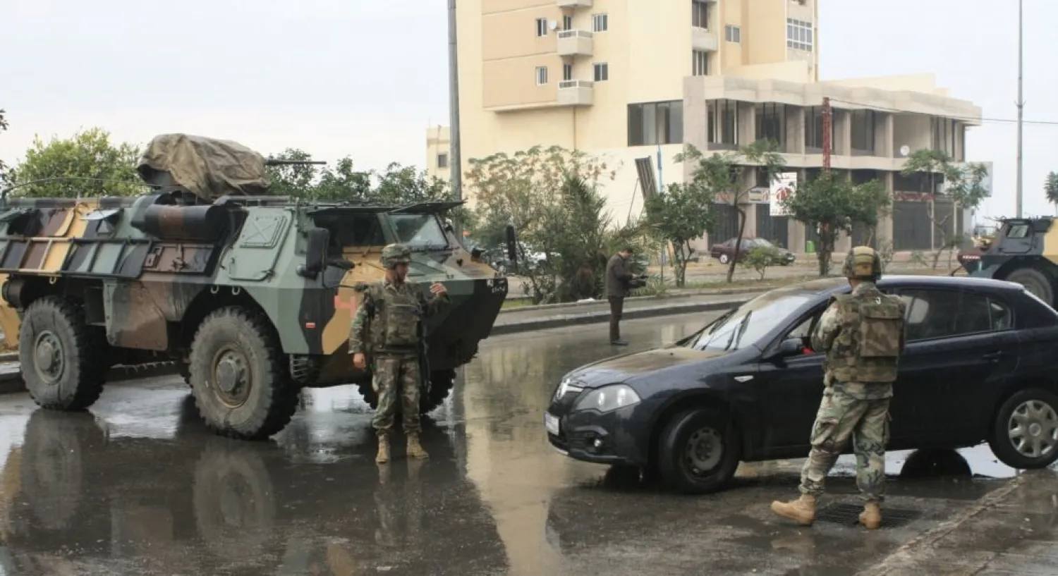Lebanese soldiers man a checkpoint as they are deployed in Tripoli, northern Lebanon. (Reuters)