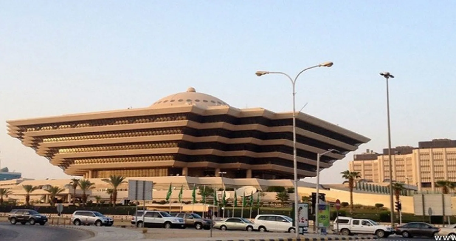 السعودية: وزير الداخلية يزور أسرة القاضي الجيراني وينقل تعازي القيادة