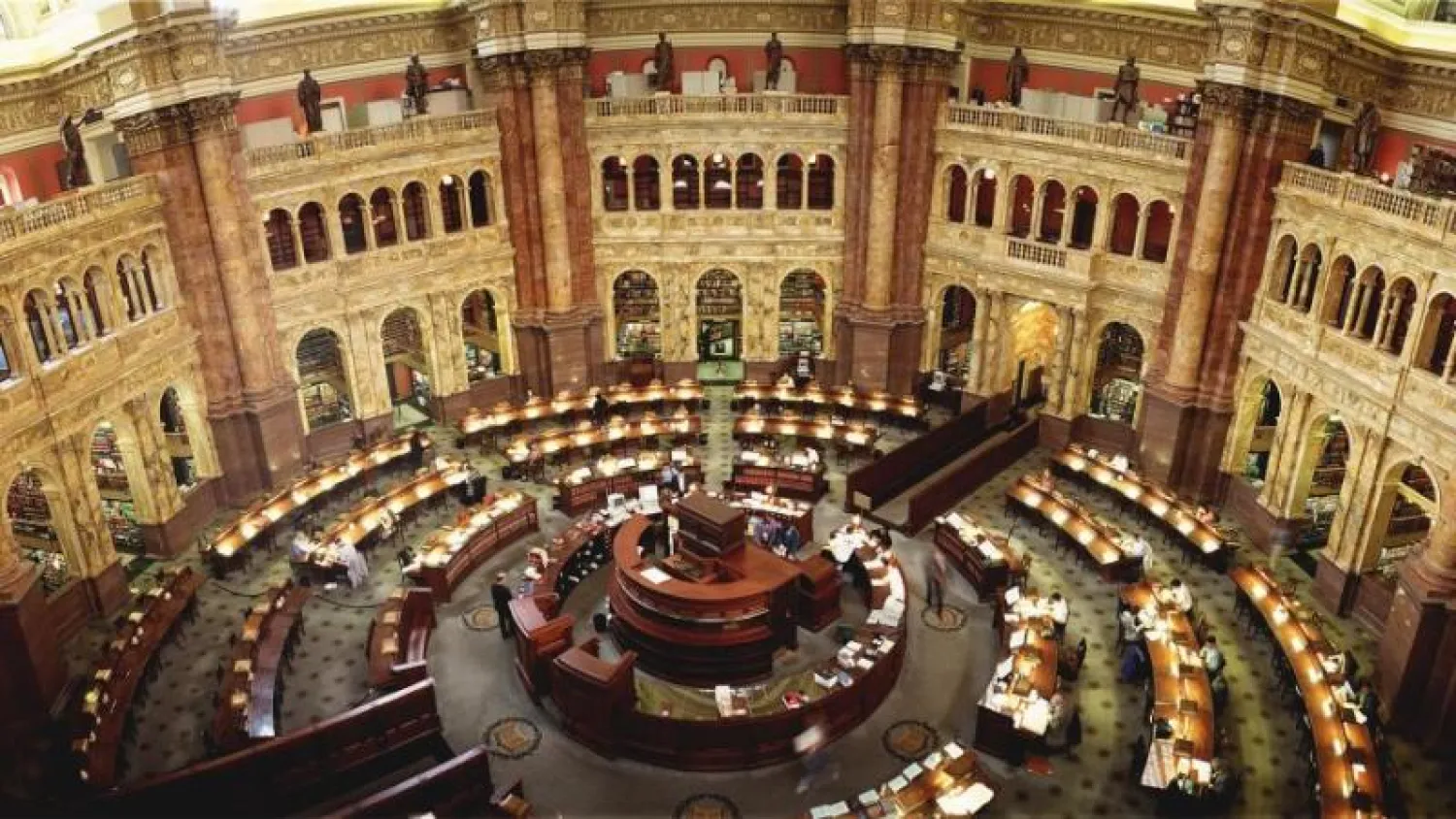 تقول المكتبة إنها تحتفظ بهذا الأرشيف لأنه قد يكون إرثا مهما للمستقبل. (غيتي)