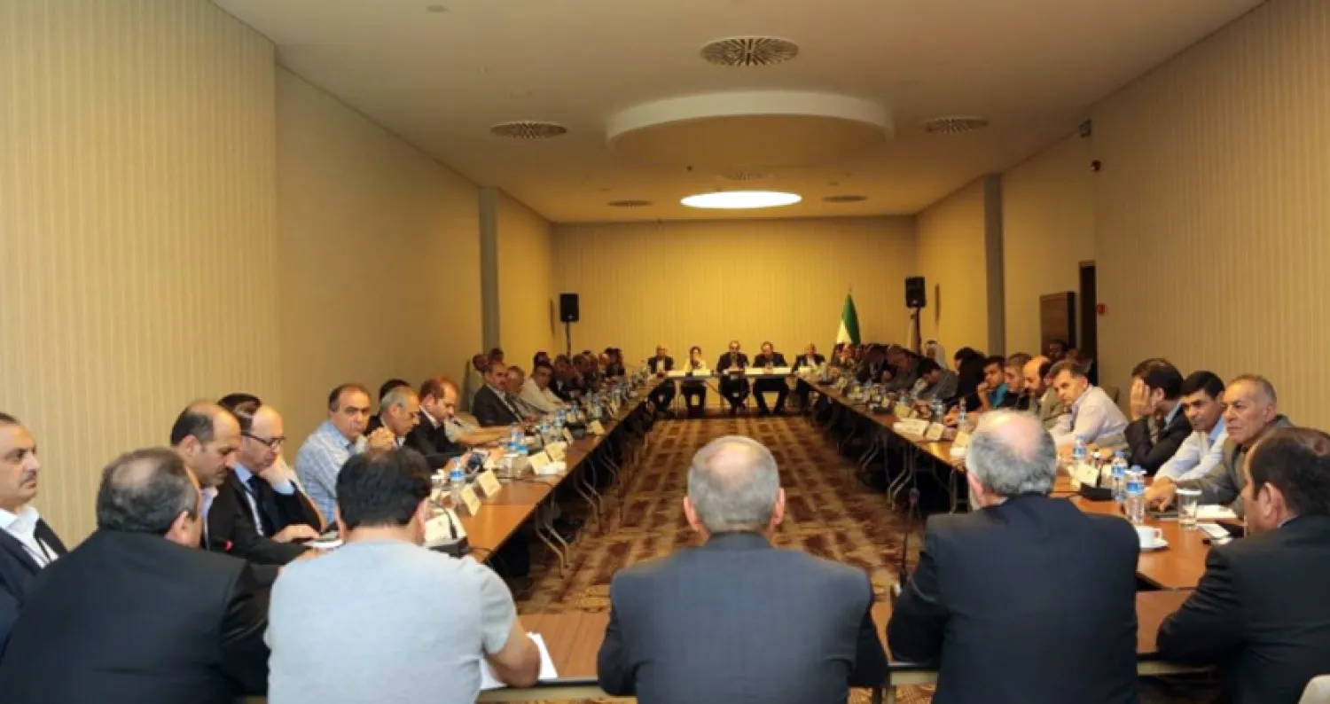 «سوتشي» و«جنيف» على طاولة {الائتلاف} اليوم