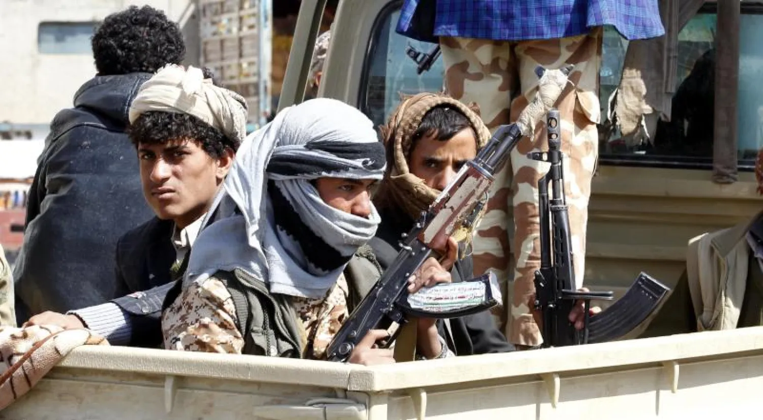 تنوعت انتهاكات الحوثيين بين   القتل والاختطافات والإخفاء القسري والتعذيب (رويترز)