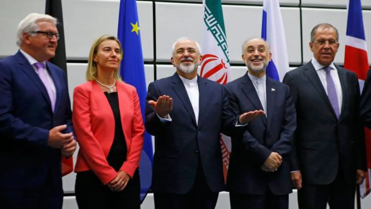 Frank-Walter Steinmeier, Federica Mogherini, Mohammad Javad Zarif, Iranian ambassador to IAEA  Ali Akbar Salehi and Russian Foreign Minister Sergey Lavrov (L-R) Vienna, 14 July, 2015. Reuters