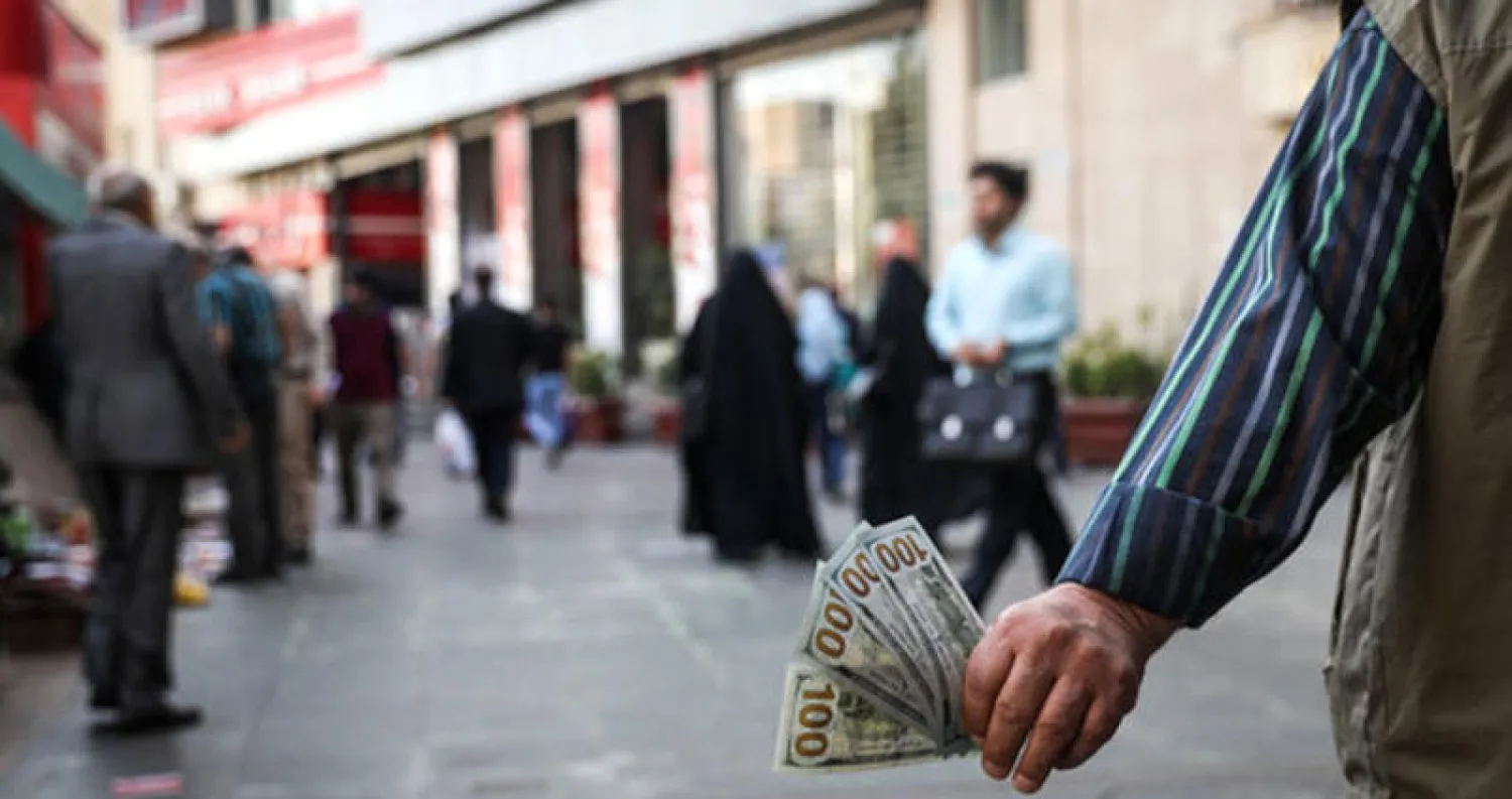 ما هي آثار الاحتجاجات على الأسواق الإيرانية؟