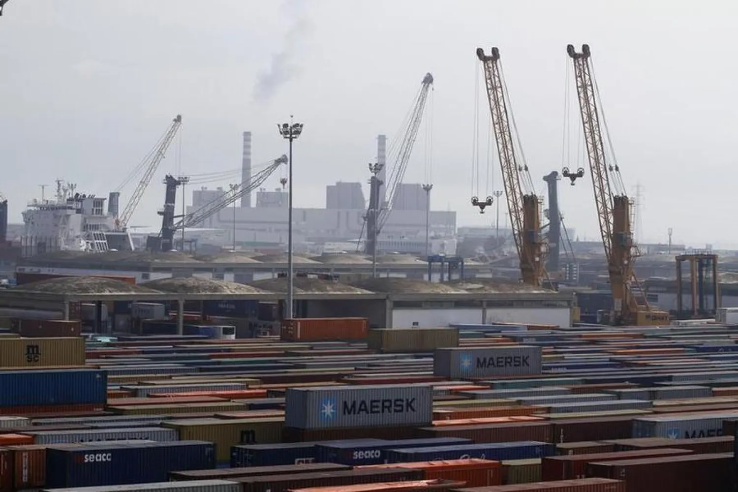 A general view shows a shipping container area at the port of Halk al-Wad, in Tunis February 19, 2013.REUTERS/Anis Mili