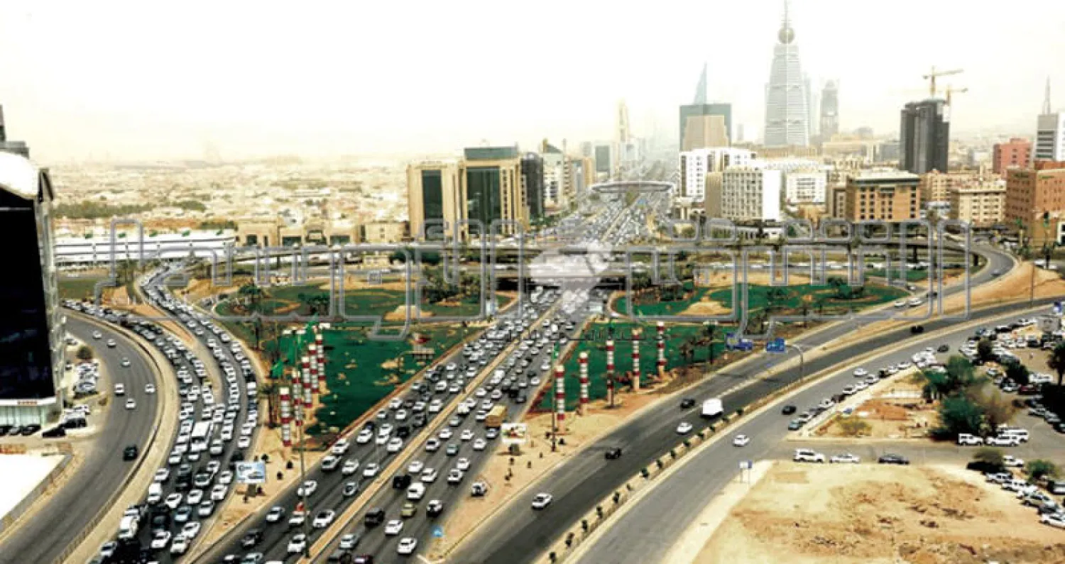 ينتظر أن تتجاوز وتيرة النمو الاقتصادي مستويات ارتفاع التضخم بعد الأوامر الملكية في السعودية (تصوير: خالد الخميس)