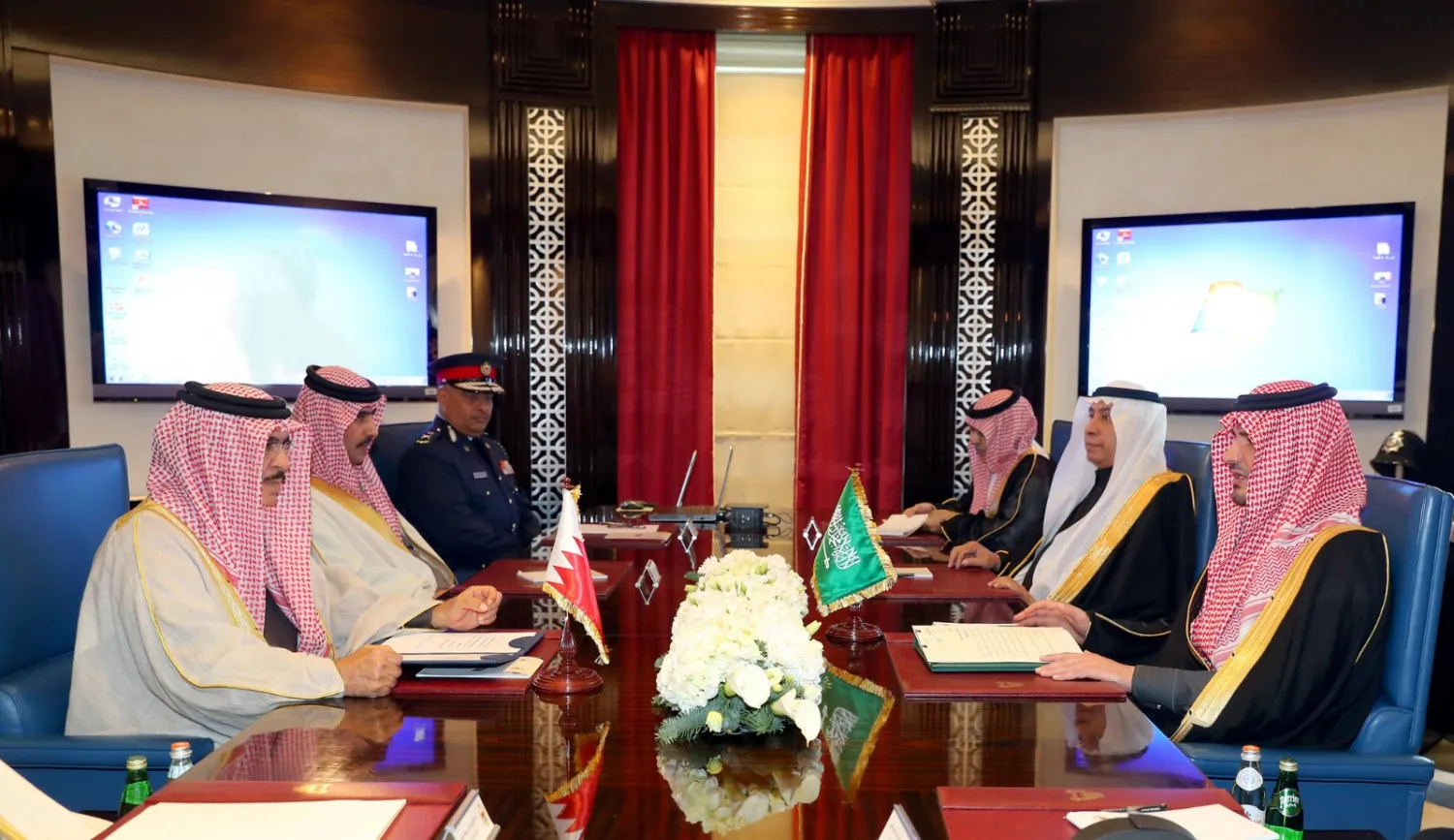Saudi and Bahraini Interior Ministers during an official session of talks. BNA
