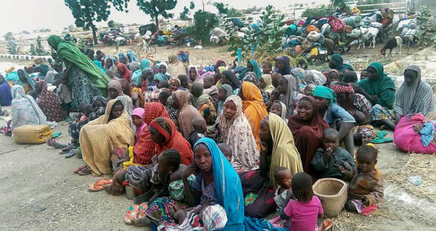 مئات السيدات والفتيات أنقذن من متطرفي بوكو حرام في مونغونو الثلاثاء الماضي (إ.ب.أ)