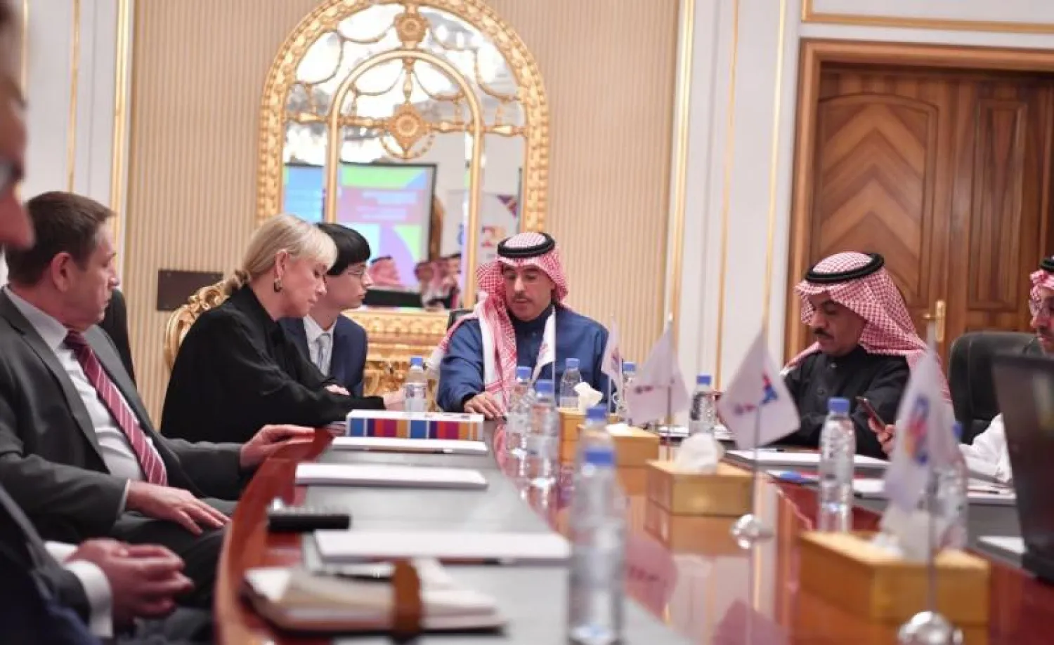 وزير الإعلام السعودي يستقبل وفداً روسياً برئاسة مديرة اللجنة التنظيمية لمعرض إيكسبو 2025 (واس)