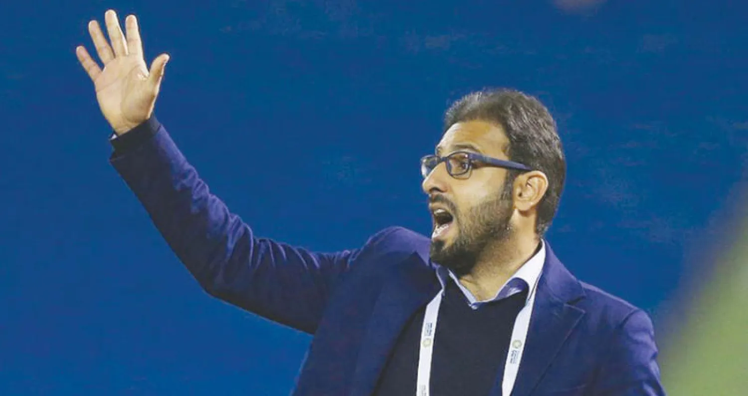 سعد الشهري في مباراة الاتفاق والشباب أول من أمس («الشرق الأوسط»)