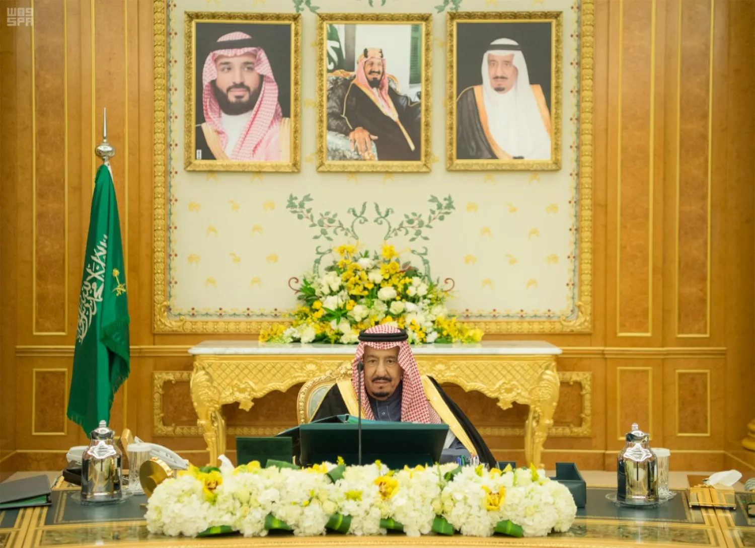 Custodian of the Two Holy Mosques Chairs Cabinet's Session (SPA)
