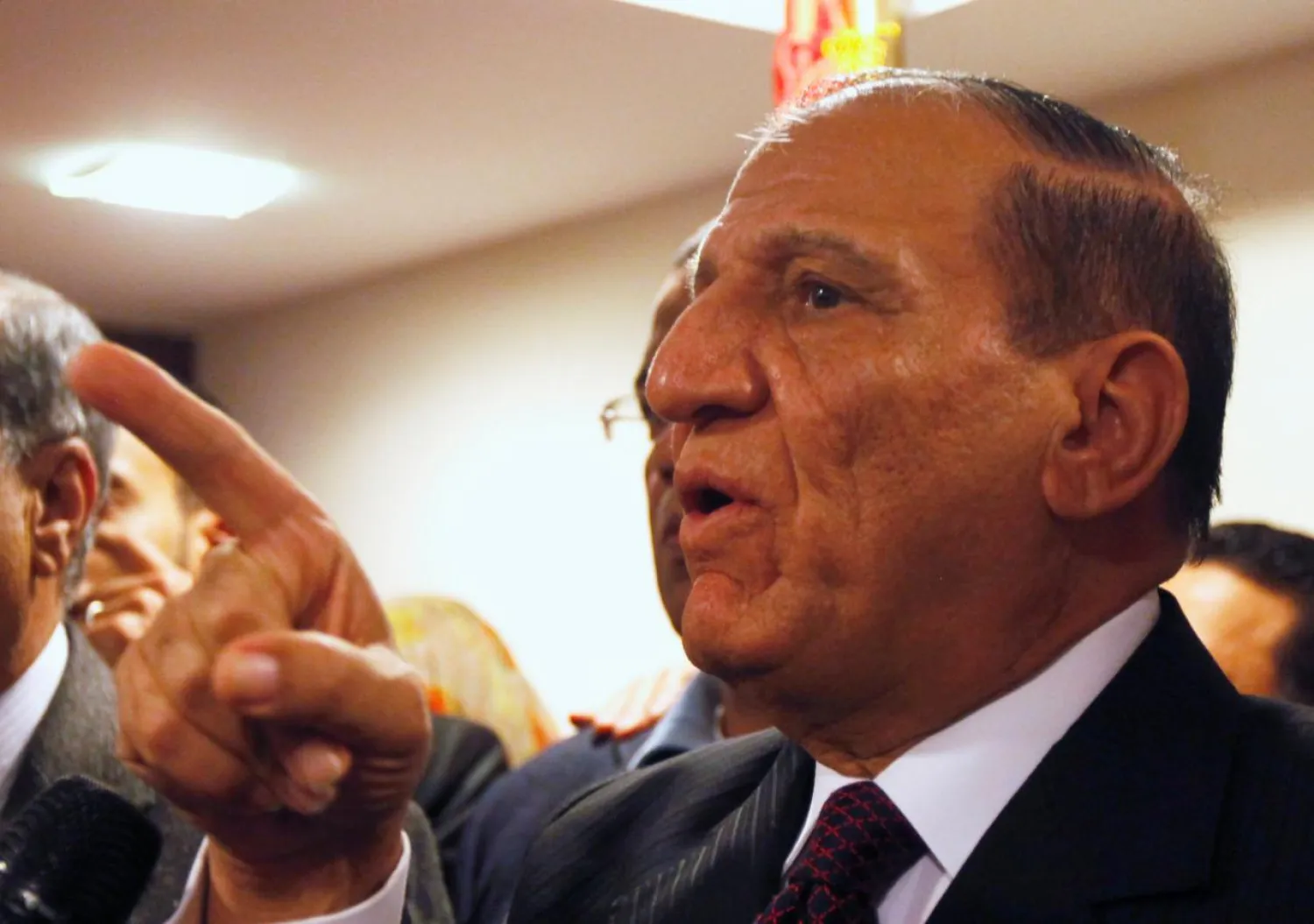 Egypt's former army chief of staff Sami Anan speaks during a news conference at his office in Cairo, March 13, 2014. (File Photo: REUTERS/Mohamed Abd El Ghany)