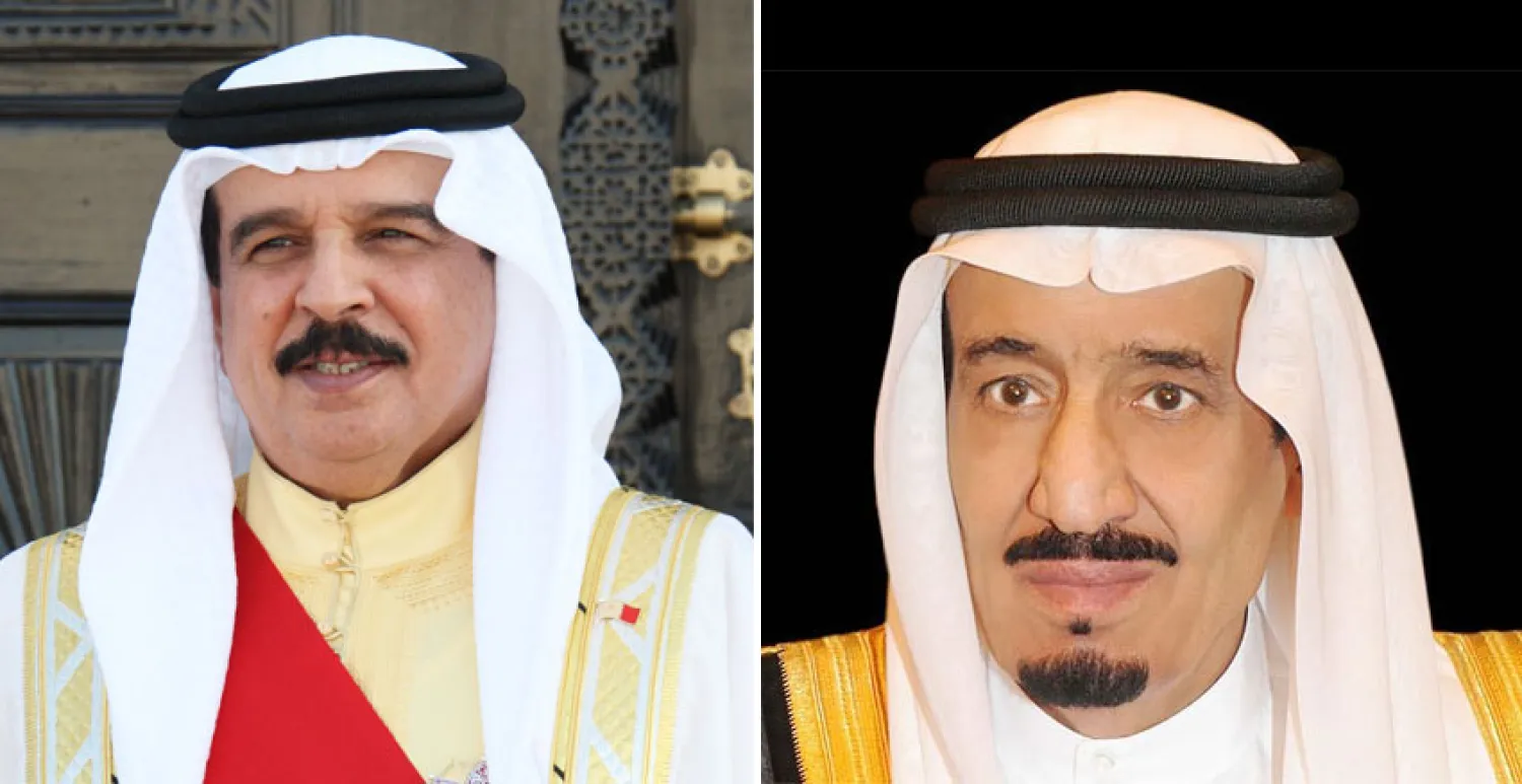 خادم الحرمين الشريفين الملك سلمان بن عبد العزيز والملك حمد بن عيسى آل خليفة ملك البحرين (واس)