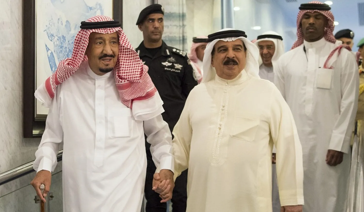 Saudi King Salman bin Abdulaziz meeting with King of Bahrain King Hamad bin Isa Al Khalifa in Jeddah on June 7, 2017. (SPA)